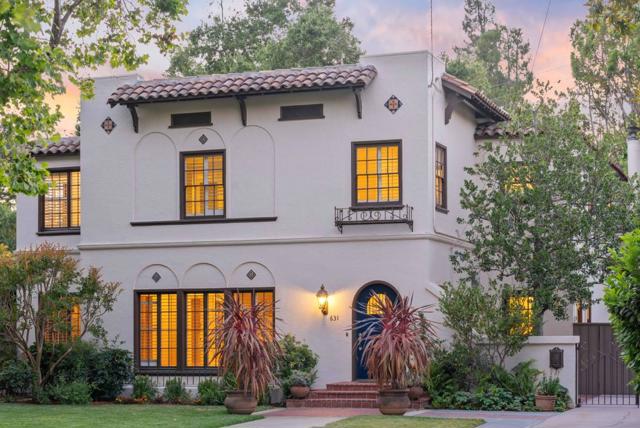631 Coleridge Avenue, Palo Alto CA: https://media.crmls.org/mediaz/e5b4850f-4eed-4cb1-abc1-310ef5f1b598.jpg