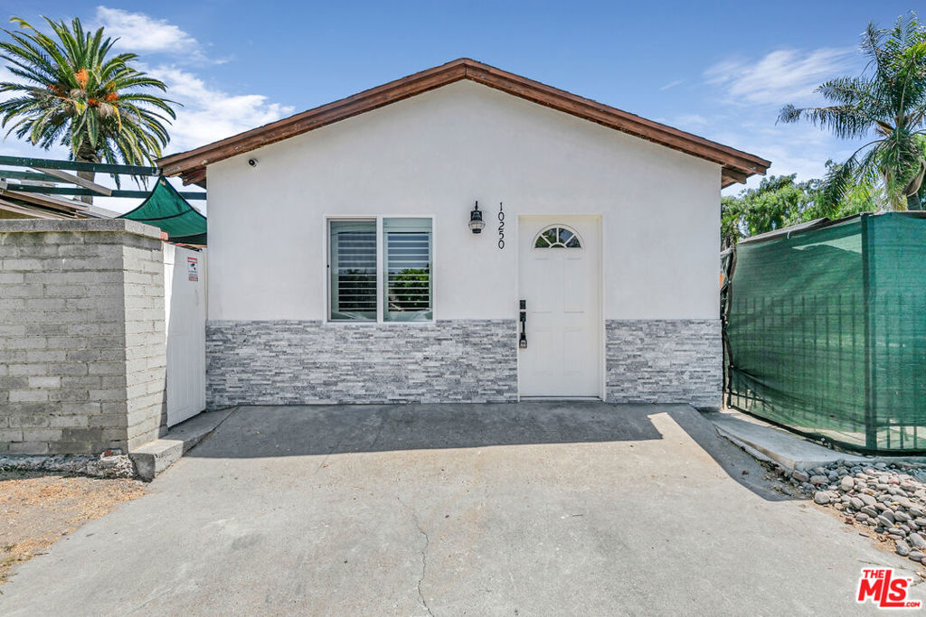 10250 W Stagg Street