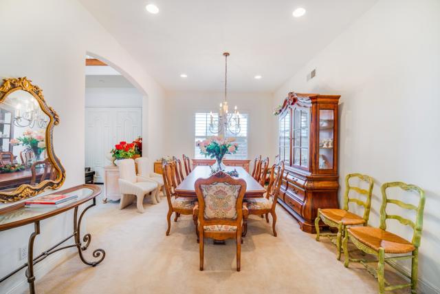 1964 Tracy Ct, Fallbrook CA: https://media.crmls.org/mediaz/e5b5b908-1370-4bae-bb7b-9c7677ce629c.jpg