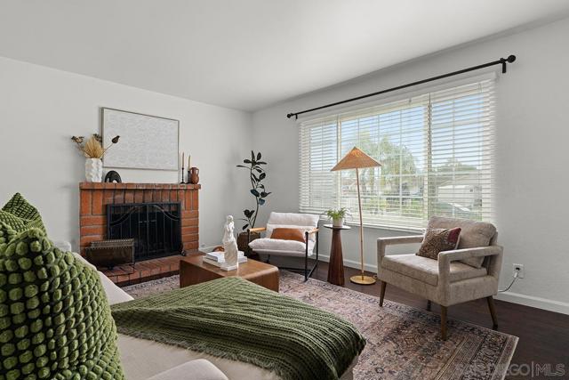 11394 Pegasus Ave, San Diego CA: https://media.crmls.org/mediaz/e5b688a3-cdf7-4c72-9e20-cf90d1672116.jpg