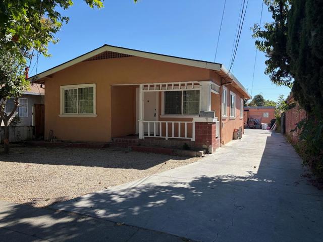 255 S 24th Street, San Jose CA: https://media.crmls.org/mediaz/e5b72be2-c666-4660-902e-f80c083aaf43.jpg