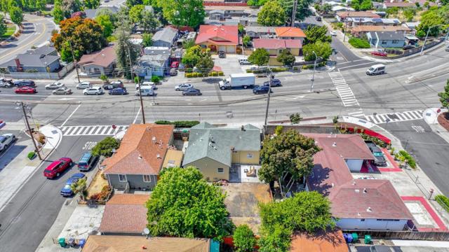 215 Winton Avenue, Hayward CA: https://media.crmls.org/mediaz/e5b83060-67d6-4804-9fee-74b8453dbb34.jpg