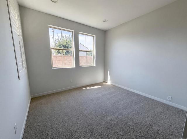 Detail Gallery Image 14 of 36 For 951 Camino Aldea, Chula Vista,  CA 91913 - 4 Beds | 3 Baths