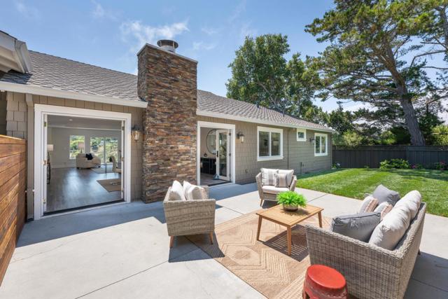 30 Calaveras Court, Hillsborough CA: https://media.crmls.org/mediaz/e5ba73f1-01bf-4b31-baf1-15f343590df2.jpg