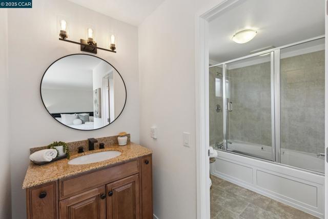36 Playa Ct, San Ramon CA: https://media.crmls.org/mediaz/e5ba8342-c2f5-451e-a767-00ee58450b54.jpg