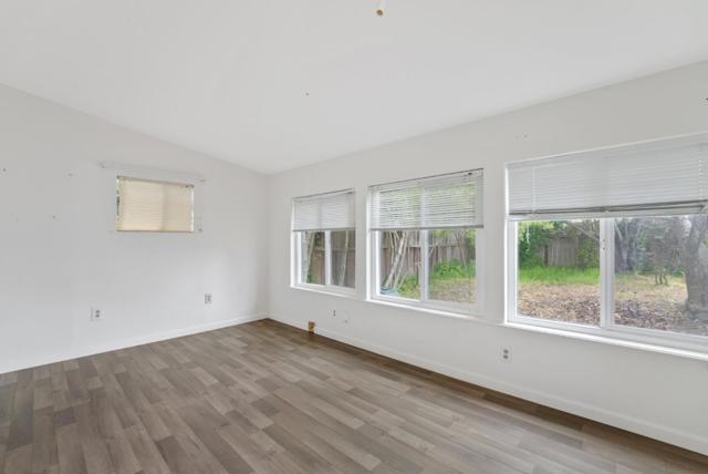 1760 48th Avenue, Capitola CA: https://media.crmls.org/mediaz/e5baa51a-5e23-4b79-9457-1f57da9bb6d2.jpg