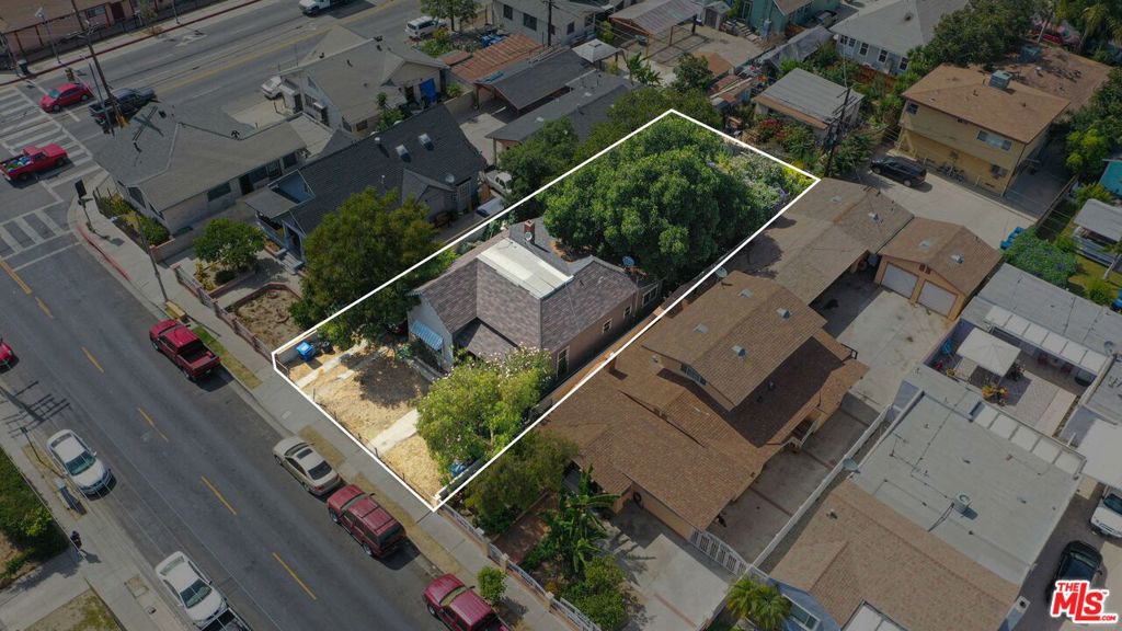1377 W 36TH Place, Los Angeles, CA 90007
