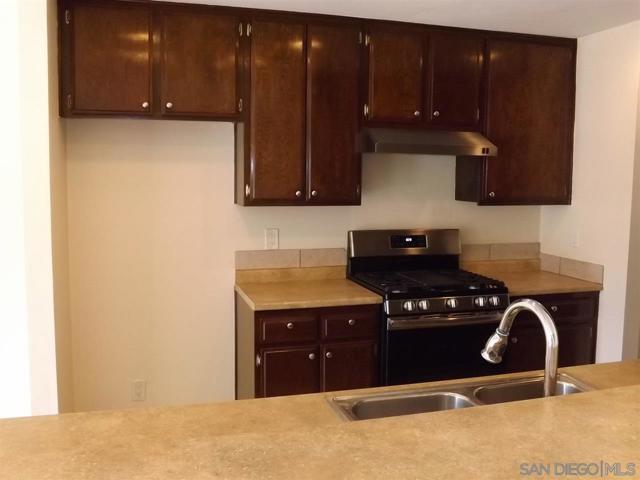 12112 Wilsey Way, Poway CA: https://media.crmls.org/mediaz/e5bbb320-7bb9-42b1-86e4-653d20403b23.jpg