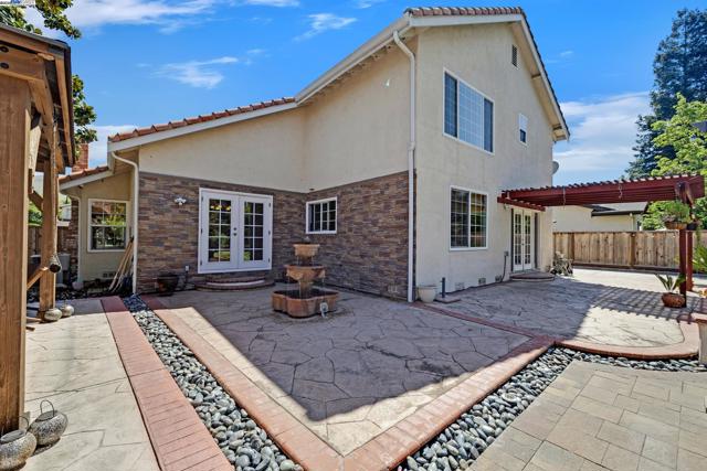 Image 36 of 42 For 45421 Parkmeadow Dr