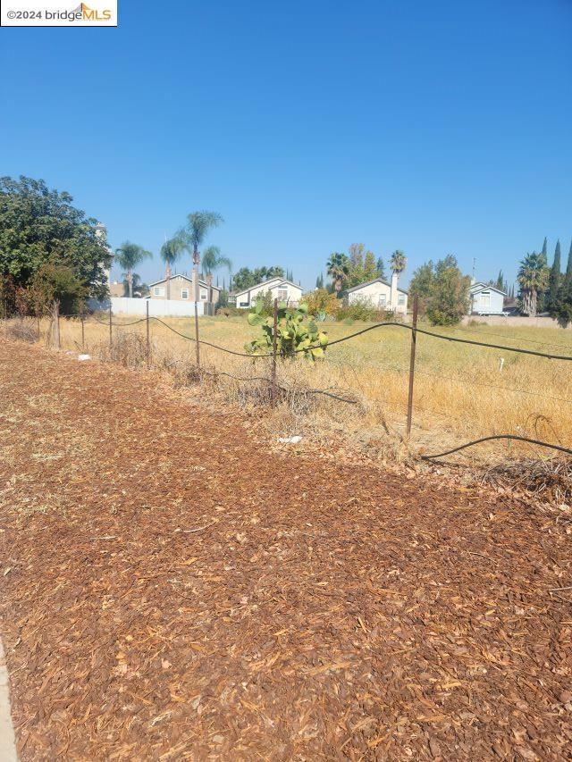 Image 6 of 10 For 0 Macarthur Dr