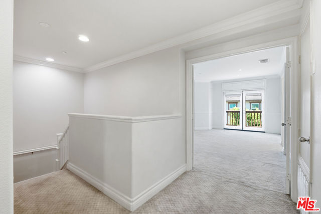 732 Tennis Club Lane photo 27