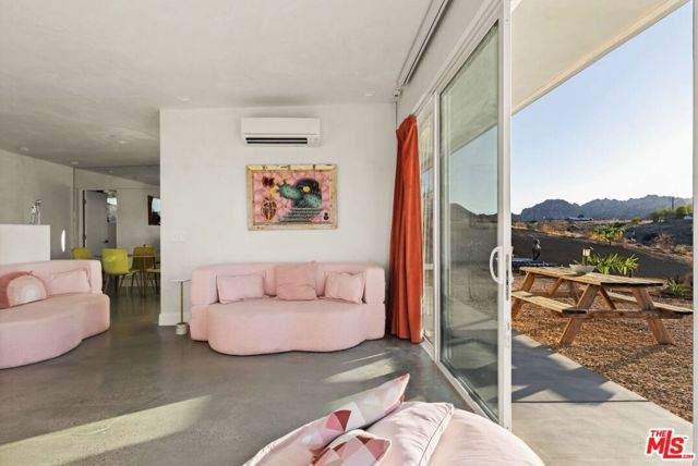 5195 Pioneertown Road, Pioneertown CA: https://media.crmls.org/mediaz/e5bea656-0c28-4327-89df-c9cc736f5cd4.jpg