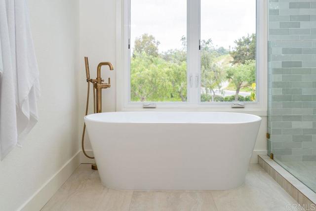 Detail Gallery Image 31 of 49 For 4735 Bryce Circle, Carlsbad,  CA 92008 - 3 Beds | 3 Baths