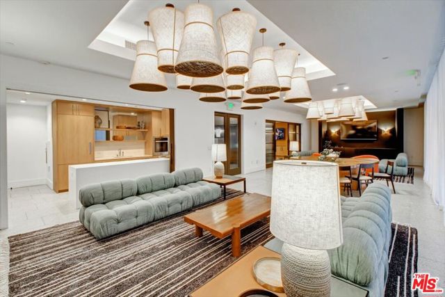 10777 WILSHIRE Boulevard, Los Angeles CA: https://media.crmls.org/mediaz/e5bf026d-bd46-4363-bb18-d012af86ad06.jpg