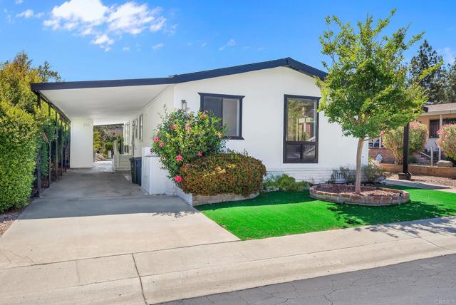 Detail Gallery Image 30 of 37 For 8975 Lawrence Welk Dr, Escondido,  CA 92026 - 2 Beds | 2 Baths