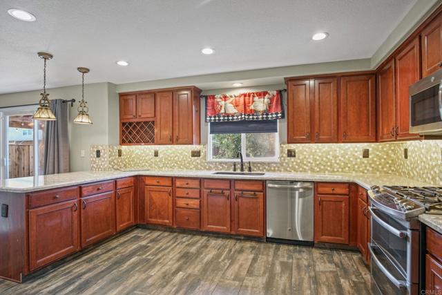 Detail Gallery Image 17 of 36 For 233 Mono Lake Ave, Merced,  CA 95341 - 3 Beds | 2/1 Baths