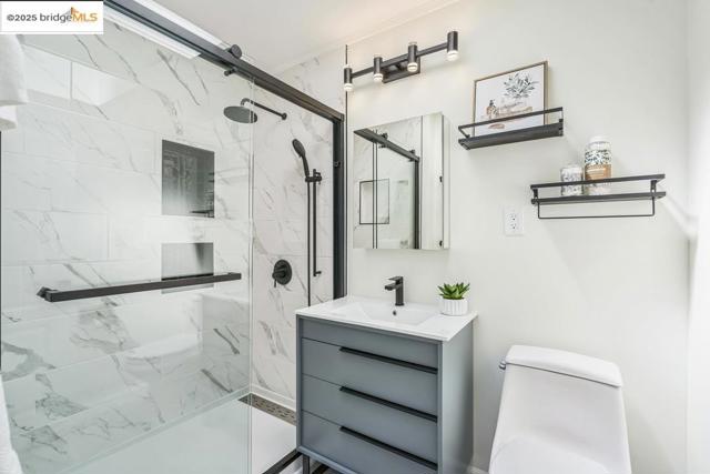 2 Westgate Dr., San Francisco CA: https://media.crmls.org/mediaz/e5c0fd03-12b0-45e5-93e6-d18f01c98528.jpg
