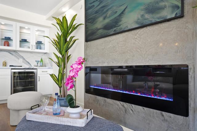 1820 Avenida del Mundo, Coronado CA: https://media.crmls.org/mediaz/e5c18da3-9837-432f-8aee-40a4296610fc.jpg