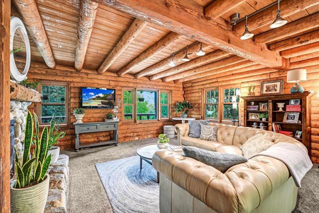 Detail Gallery Image 14 of 40 For 3127 Alta Vista Dr, Fallbrook,  CA 92028 - 3 Beds | 2 Baths