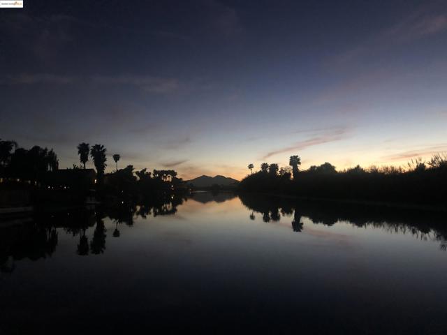 740 Discovery Bay Blvd, Discovery Bay CA: https://media.crmls.org/mediaz/e5c422fb-e8f8-4faa-b1ff-263e7b4a00a4.jpg