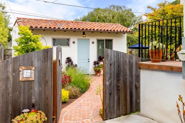 636 Spazier Avenue, Pacific Grove CA: https://media.crmls.org/mediaz/e5c4ccd6-fffb-4647-aeea-4db43fec099f.jpg