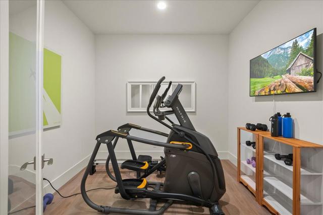 17435 Phillips Avenue, Los Gatos CA: https://media.crmls.org/mediaz/e5c54ae5-2776-4f60-b942-a64032ed5433.jpg
