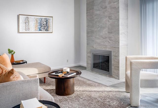 7325 Alicante Rd, Carlsbad CA: https://media.crmls.org/mediaz/e5c5e99f-5e2e-4ef2-9674-f7c4e3c200cc.jpg