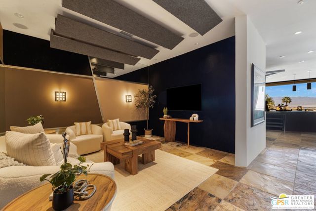 25 Sierra Vista Drive, Rancho Mirage CA: https://media.crmls.org/mediaz/e5c5faa7-2e37-4727-8750-857799c6c011.jpg