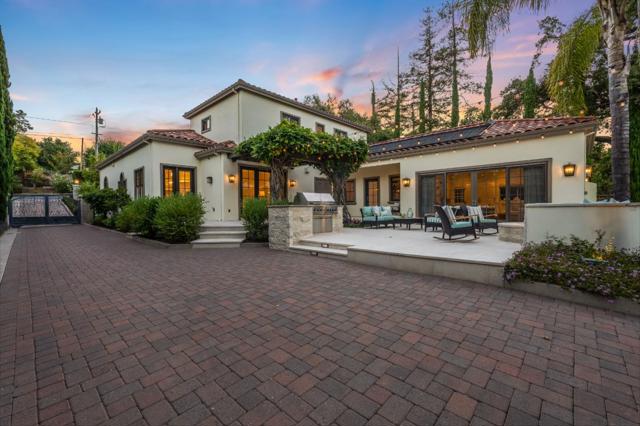 1355 Arbor Avenue, Los Altos CA: https://media.crmls.org/mediaz/e5c6515f-48f2-4707-931d-ff30a52ed7e2.jpg