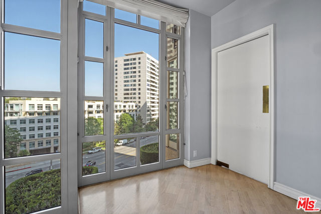 10580 Wilshire Boulevard, Los Angeles, California 90024, 2 Bedrooms Bedrooms, ,3 BathroomsBathrooms,Condominium,For Sale,Wilshire,24412693