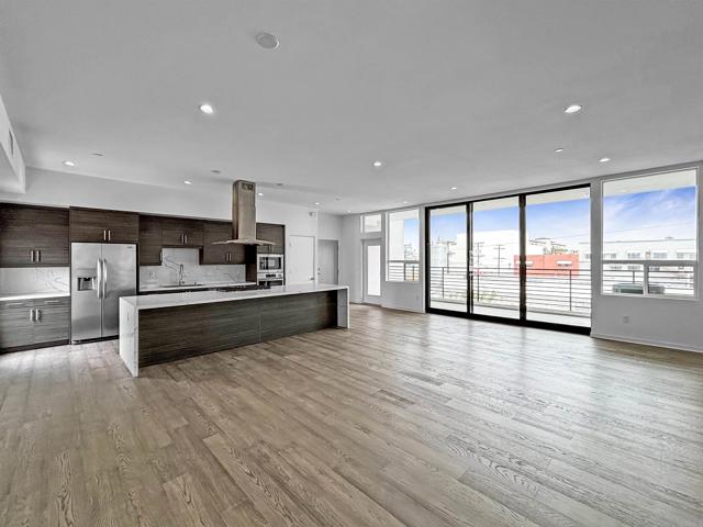 3047 North Park Way, San Diego CA: https://media.crmls.org/mediaz/e5c7265a-0efd-4bb8-b84c-9d3dceed6c6a.jpg