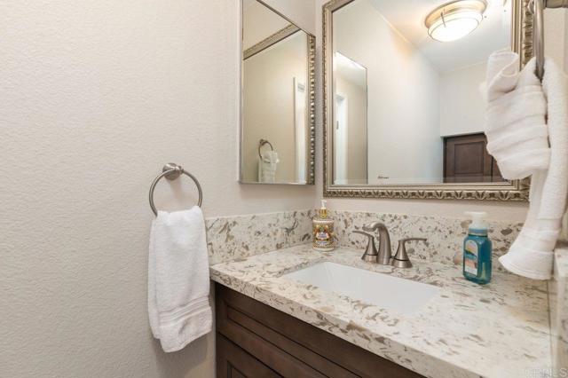 Detail Gallery Image 21 of 33 For 1114 Tait Street #H,  Oceanside,  CA 92054 - 2 Beds | 1/1 Baths