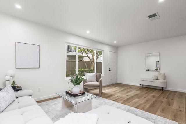 Detail Gallery Image 8 of 30 For 4514 Dawson #2,  San Diego,  CA 92115 - 3 Beds | 2/1 Baths