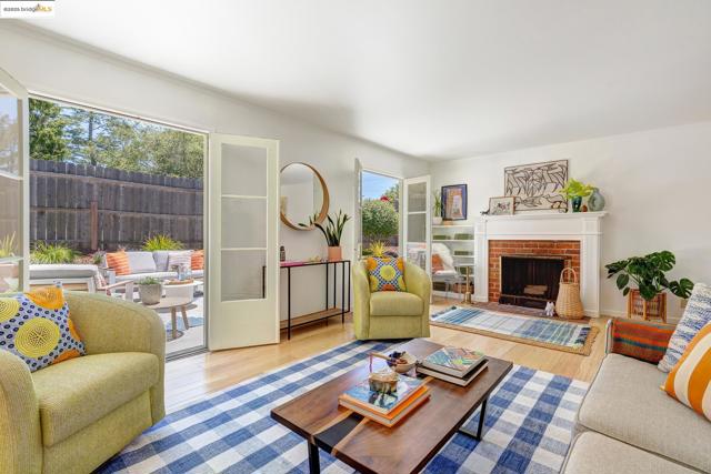 298 Grizzly Peak Blvd, Kensington CA: https://media.crmls.org/mediaz/e5c970ac-9825-4a9e-89ac-e1a6e766e3ba.jpg