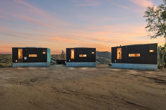 26086 Bear Valley Heights Road, Escondido CA: https://media.crmls.org/mediaz/e5c9b102-3554-4b53-821b-ca62c5d19675.jpg