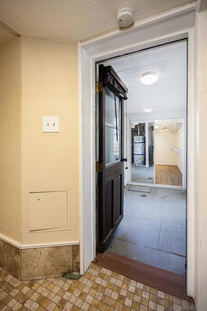 1148 Emerald Heights Rd, El Cajon CA: https://media.crmls.org/mediaz/e5ca2668-b2ad-4bac-9ae9-ef128c1b3b9d.jpg