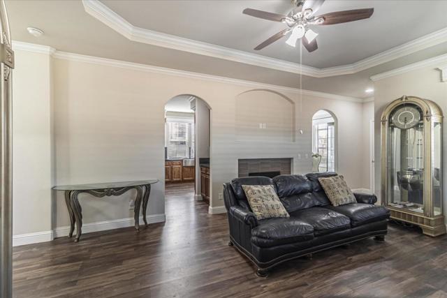690 Persian Drive, Sunnyvale CA: https://media.crmls.org/mediaz/e5ca5790-f854-4be0-99fa-eeb13824c8e9.jpg