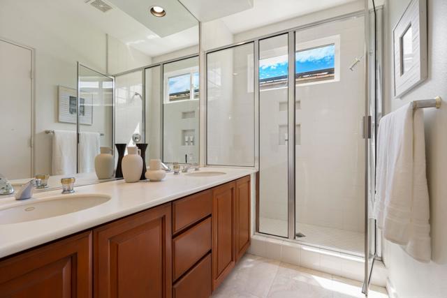 400 Tomahawk Drive, Palm Desert CA: https://media.crmls.org/mediaz/e5ca591c-38ba-4439-b075-d5c91349a9bd.jpg