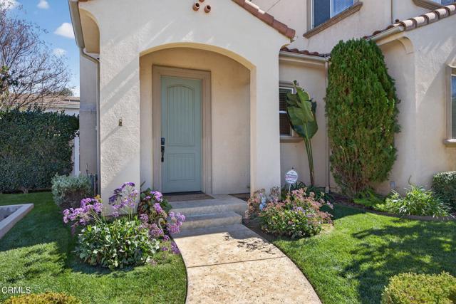 Detail Gallery Image 4 of 42 For 8514 Morningstar Ln, Canoga Park,  CA 91304 - 4 Beds | 4 Baths