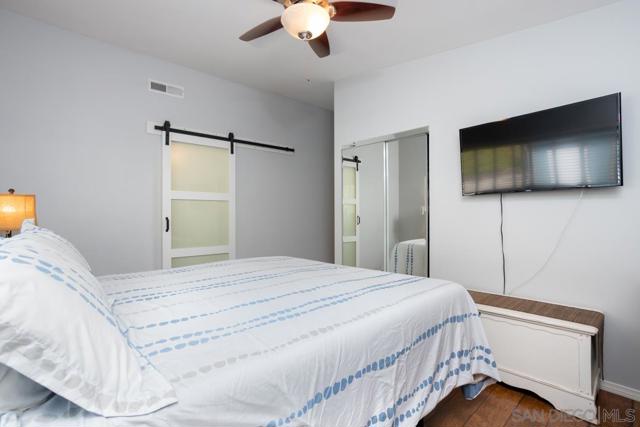 4612 Revillo Way, San Diego CA: https://media.crmls.org/mediaz/e5cab027-8817-4dca-9b65-20966a13cd6a.jpg