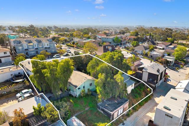 918 27Th St, San Diego CA: https://media.crmls.org/mediaz/e5cc2314-09dc-410a-a764-5abeea6c7d7b.jpg