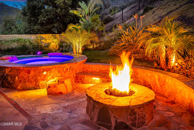 32834 Barrett Drive, Westlake Village CA: https://media.crmls.org/mediaz/e5cc8191-9850-4609-9943-bbc81982fb1a.jpg