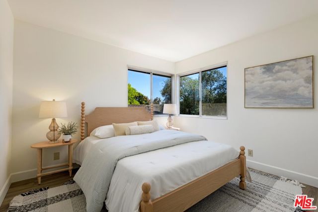 6591 Camino Venturoso, Goleta CA: https://media.crmls.org/mediaz/e5ccc7b6-0683-47d6-a2f8-d6a8d9c1e354.jpg