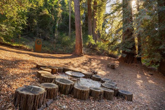 744 Cathedral Drive, Aptos CA: https://media.crmls.org/mediaz/e5cdf733-ba9b-4362-b5fe-bb9ca8beabe5.jpg