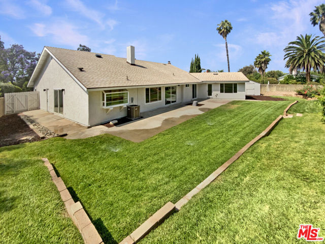 2230 La Crosse Circle, Claremont CA: https://media.crmls.org/mediaz/e5cfe20f-78cd-4c93-b116-3cd81d29024b.jpg