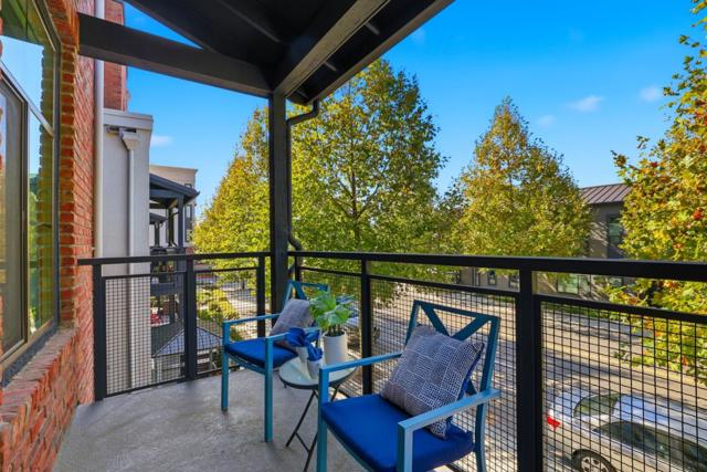 238 Railway Avenue, Campbell CA: https://media.crmls.org/mediaz/e5d022ea-153f-4987-b44f-59ac6f0779c3.jpg