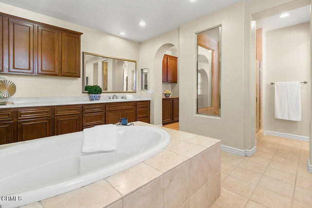 Detail Gallery Image 60 of 72 For 3273 Canopy Dr, Camarillo,  CA 93012 - 5 Beds | 5/1 Baths