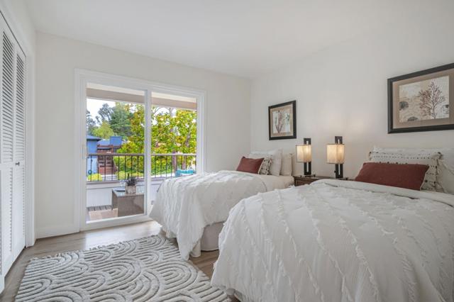 239 Segre Place, Santa Cruz CA: https://media.crmls.org/mediaz/e5d043b3-e7cd-4ef3-91f5-5b623a050d18.jpg