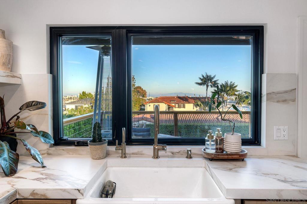 2980 Nichols St - photo 2