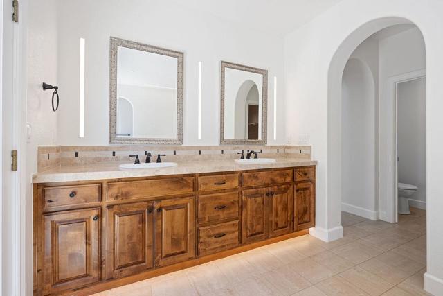 2953 Pebble Beach Circle, Fairfield CA: https://media.crmls.org/mediaz/e5d1c212-c8c8-40aa-be58-0e53dd86512c.jpg